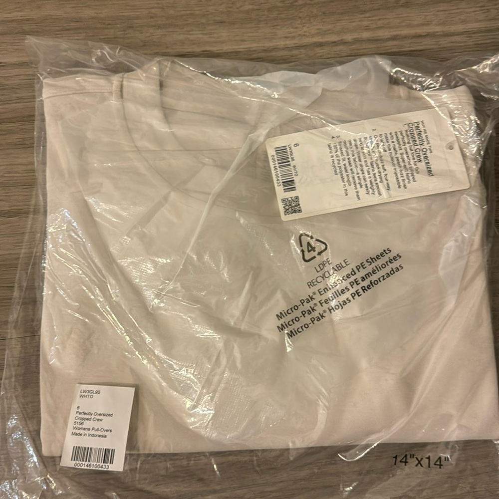 Perfectly Oversized Cropped Crew Softstreme Lululemon Sz 6 BRAND NEW White Opal